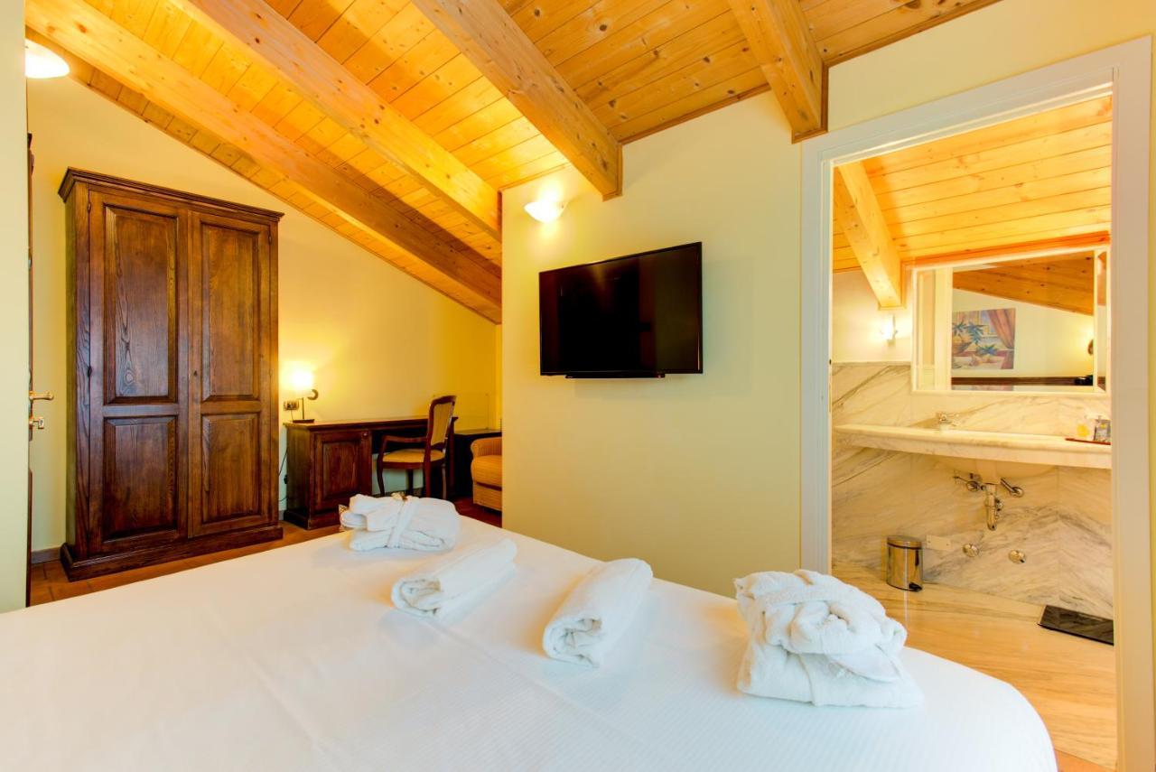 Oste Del Castello Wellness & Bike Hotel Verucchio Kültér fotó